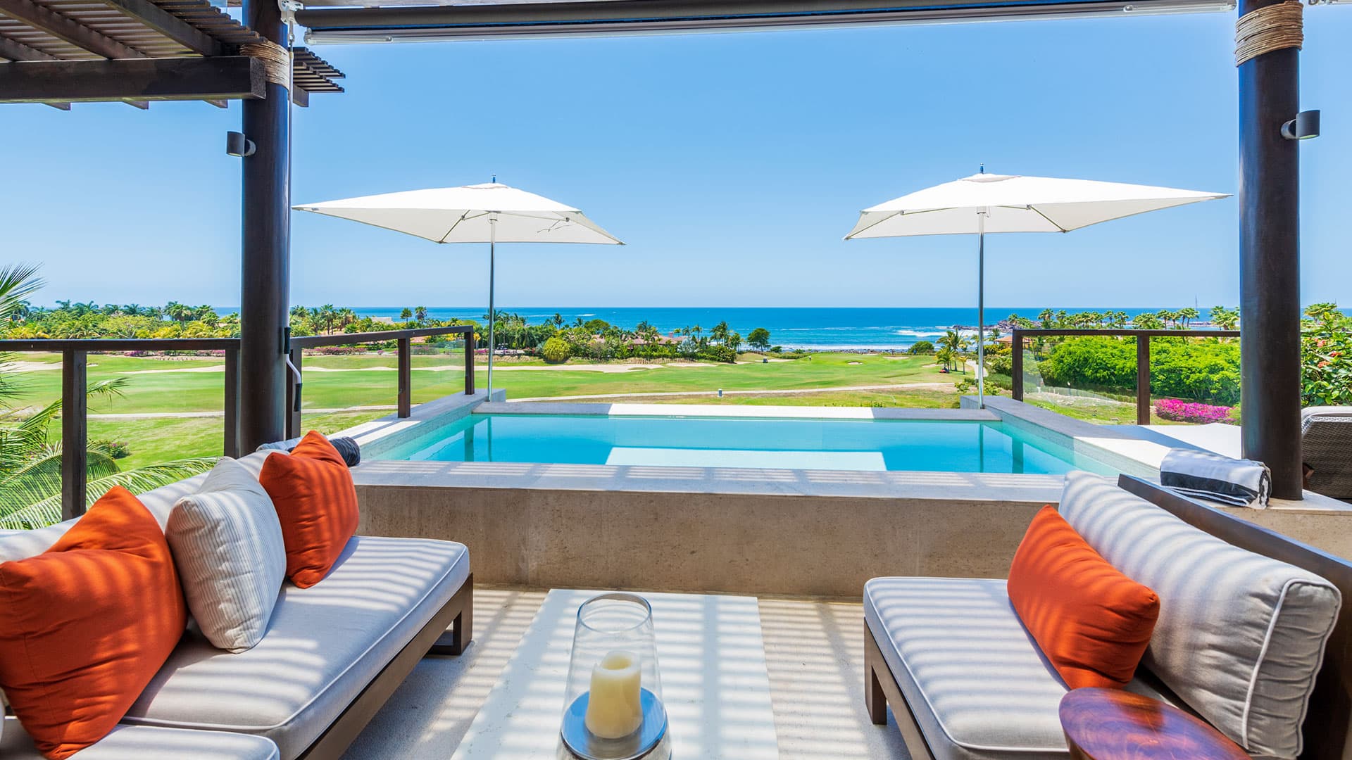 Condo Piscis Marietas 302B